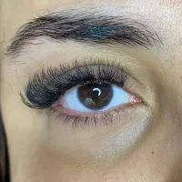 جشنواره کاشت و اکستنشن  مژه  با مواد اورجینال