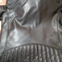 کافشنچرمی|لباس|ایرانشهر, |دیوار