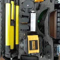 تراز لیزری دیوالت