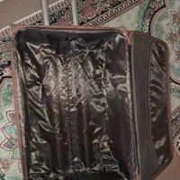 چمدان بزرگ مسافرتی|کیف، کفش، کمربند|شیراز, تندگویان|دیوار