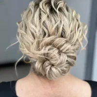 میکاپ و شنیون اقتصادی و حرفه ای