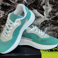 کتونی عمده به قیمت تولیدی|کیف، کفش، کمربند|پرند, فاز ۵|دیوار