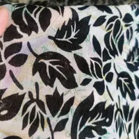 چادر مجلسی حریر با گل مخمل دوخته شده