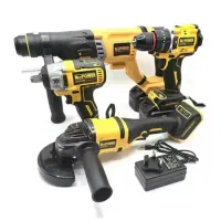 پک 4چهار قلو شارژی 148 ولت براشلس دیوالت