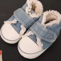 کفش نوازدی برند فقط سه بار پاش کردیم|کفش و لباس بچه|اردبیل, |دیوار