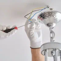نصب انواع لوستر مدرن و کلاسیک در شهرقدس و حومه