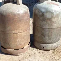 دو عدد کپسول بوتان پر