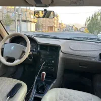 پژو  نقره ای ۴۰۵ بنزینی  مدل ۹۸