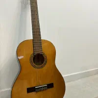 گیتار هافنر کاملا نو و تمیز