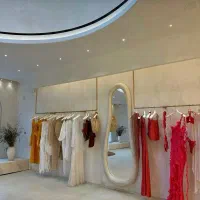 استخدام فروشنده خانم