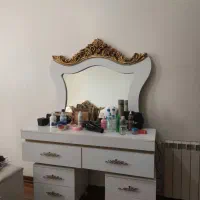 تخت خواب مبل ومیز ارایش و اباژر