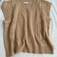 لباس زنانه (وست بافت)