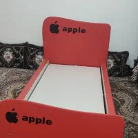 تخت خواب و فرش نوجوان میز تی وی و تابلو چهار قل|فرش|صدرا-فارس, فاز ۲|دیوار