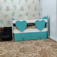 تخت وکمدست خواب نوزادومیز تلویزیون