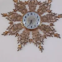 ساعت برنز خورشیدی دور نگین