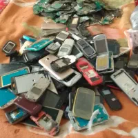 گوشی های قدیمی وخراب