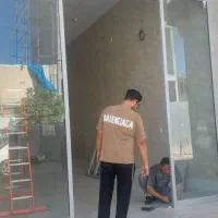 درب برقی چشمی