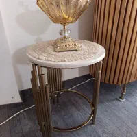 چهار تا میز صفر استفاده نشده