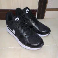 کفش اسپرت بسیار شیک نو