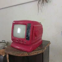 رادیو تلویزیون سالم  قدیمی کلکسیونی|کلکسیون اشیاء عتیقه|کازرون, |دیوار