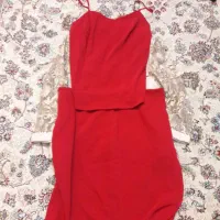 کت و دامن ۳تیکه در حد نو فقط یک بار استفاده کردم