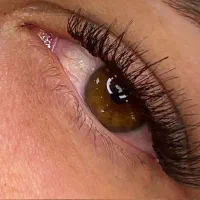 تخفیف خدمات مژه