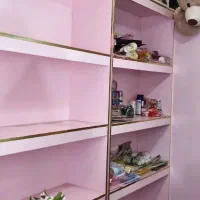 ویترین صورتی