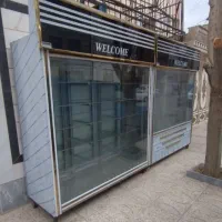 خریدار و فروشنده یخچال فریزر ایستاده ویترینی صنعتی