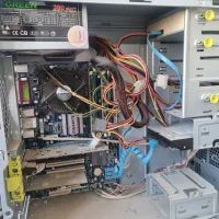 کیس کامپیوتر کامل