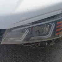 چراغ جلو سمت راننده پژو