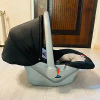 کریر دلیجان با دو رنگ کاور مشکی و‌ قرمز در حد نو