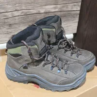 کفش کوه مکوان|کیف، کفش، کمربند|سیرجان, |دیوار