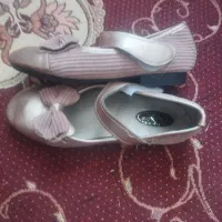 کفش|کیف، کفش، کمربند|کرمان, |دیوار