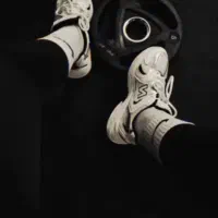 همراهه مربی خانم هستم