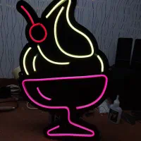 تابلو  نئون|ریسه و چراغ تزئینی|اسلام‌شهر, صادقیه|دیوار