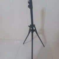 سه پایه ی نگهدارنده ی رینگ لایت و موبایل