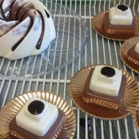 پخت انواع کیکهای کافیشاپ و کوکی