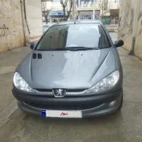 206TU3 عروسک