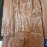 پالتو|لباس|لنده, |دیوار