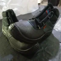 کفش ایمنی نو|کیف، کفش، کمربند|رباط‌کریم, شهرک والفجر|دیوار