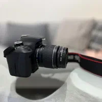 دوربین canon 600D بهمراه کیف و سه پایه|دوربین عکاسی و فیلم‌برداری|تهران, ولنجک|دیوار