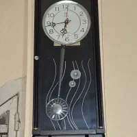 ساعت دیواری