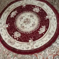فرش لاکی گرد  یک در یک در حد نو کم استفاده شده