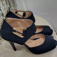 لباس نو و سالم|لباس|بناب, |دیوار