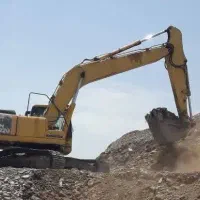 استخدام راننده بیل مکانیکی ماهر