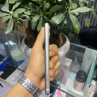 آیفون ۱۱ نرمال سفید پک اصلی باز نشده پلمپ|موبایل|رشت, لاکانی|دیوار