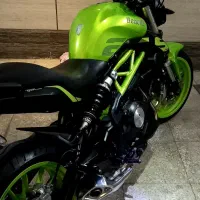 بنلی ۳۰۰|موتورسیکلت|اندیشه, اندیشه فاز ۱|دیوار