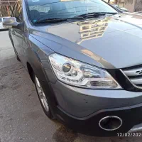 دانگ فنگ مدل ۱۳۹۵ بدون رنگ درجه یک