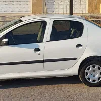 206 sd v8 مدل ۹۳|خودرو سواری و وانت|شیراز, شهرک مهدی‌آباد|دیوار