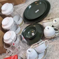 ظروف غذا خوری.جاقندوشکر.لیوان شربت.فنجان نعلبکی